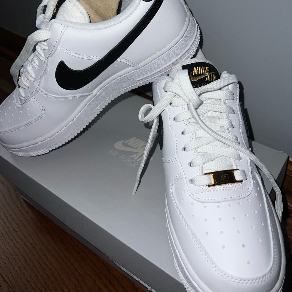 BRAND NEW AF1